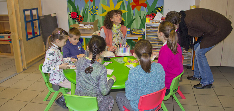 Enfants qui dessinent