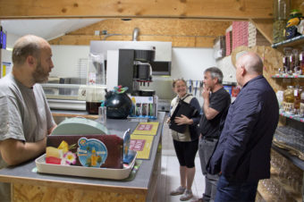 AIDES AUX ENTREPRISES : VISITE AU CAMPING DU LAC À MERCUS.